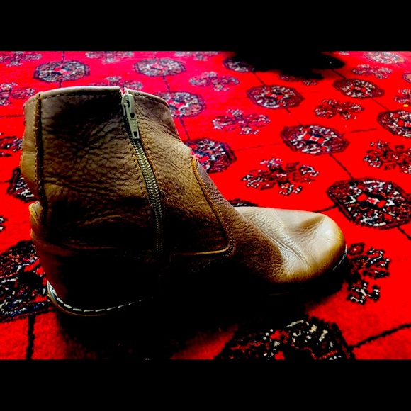 Rain and snowing shoes - Picture 2 of 4